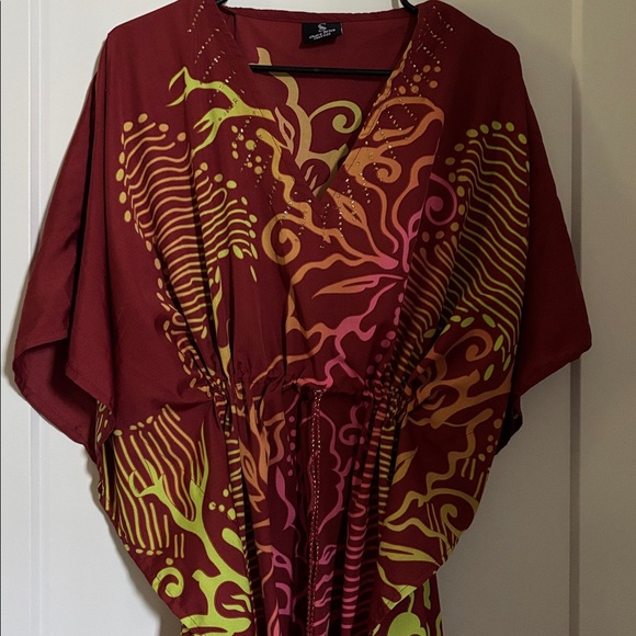 Red and Yellow Patterned Kaftan - Picture 9 of 10